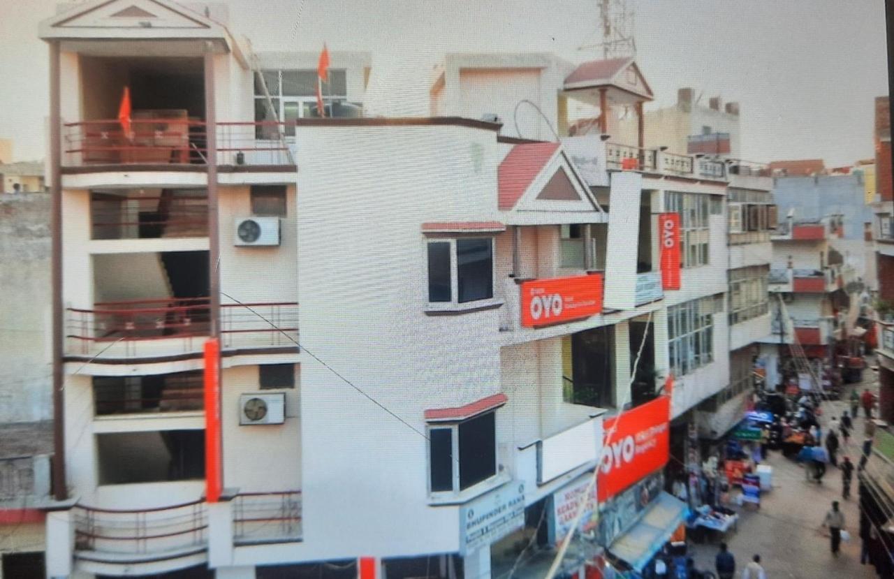 Hotel Holiday Inn Paradise Chandīgarh Eksteriør bilde
