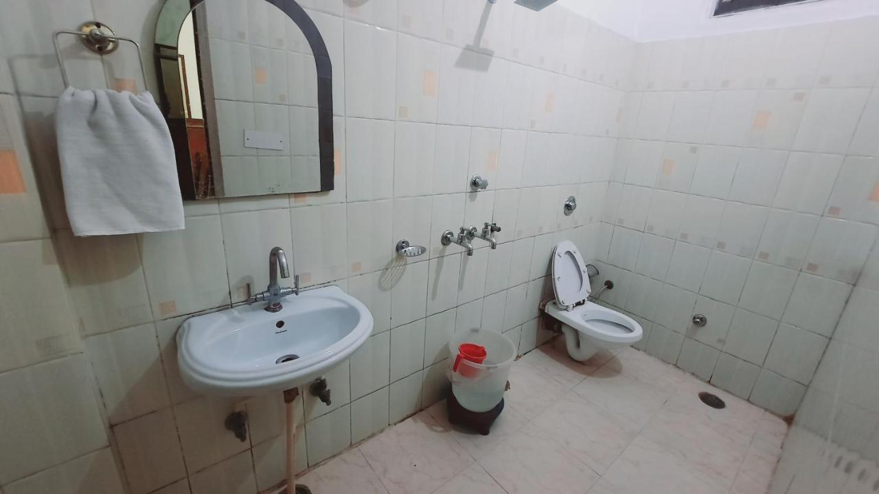 Hotel Holiday Inn Paradise Chandīgarh Eksteriør bilde