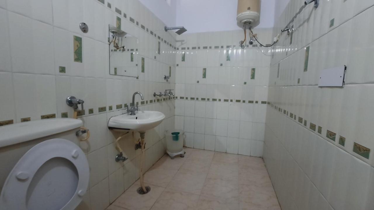 Hotel Holiday Inn Paradise Chandīgarh Eksteriør bilde