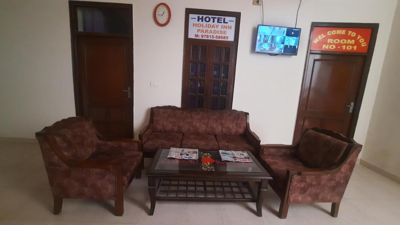Hotel Holiday Inn Paradise Chandīgarh Eksteriør bilde