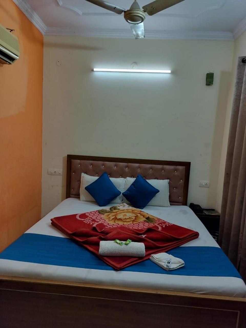 Hotel Holiday Inn Paradise Chandīgarh Eksteriør bilde