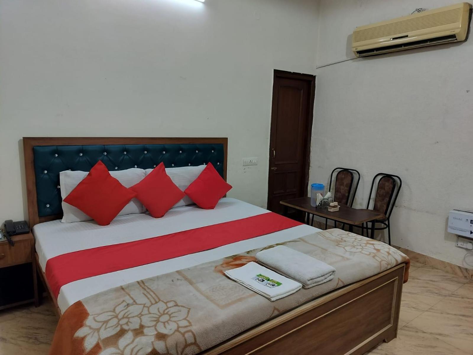 Hotel Holiday Inn Paradise Chandīgarh Eksteriør bilde